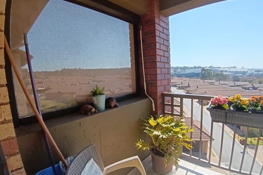 2 Bedroom Property for Sale in Olivedale Gauteng