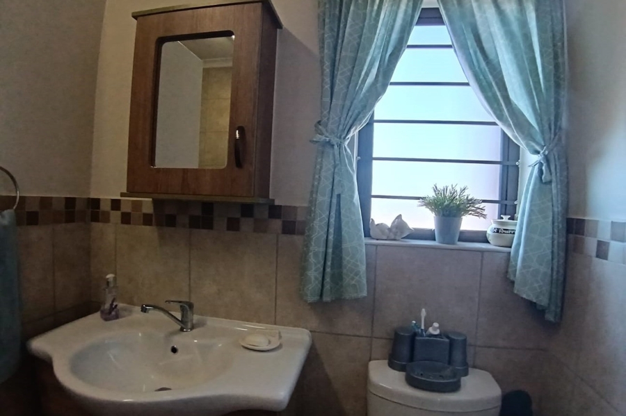 2 Bedroom Property for Sale in Olivedale Gauteng