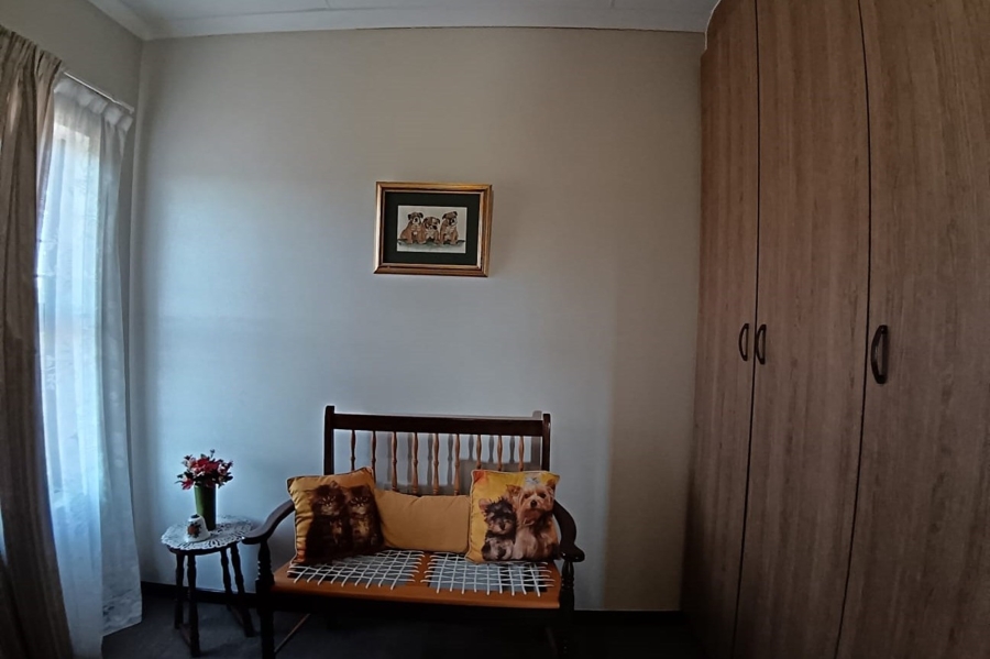 2 Bedroom Property for Sale in Olivedale Gauteng