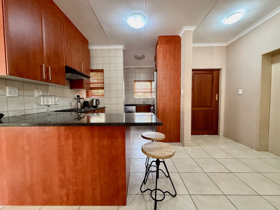2 Bedroom Property for Sale in The Retreat Gauteng