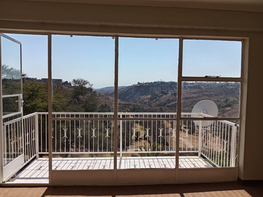 3 Bedroom Property for Sale in Silverfields Gauteng