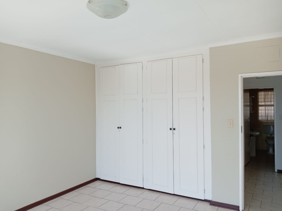 3 Bedroom Property for Sale in Silverfields Gauteng