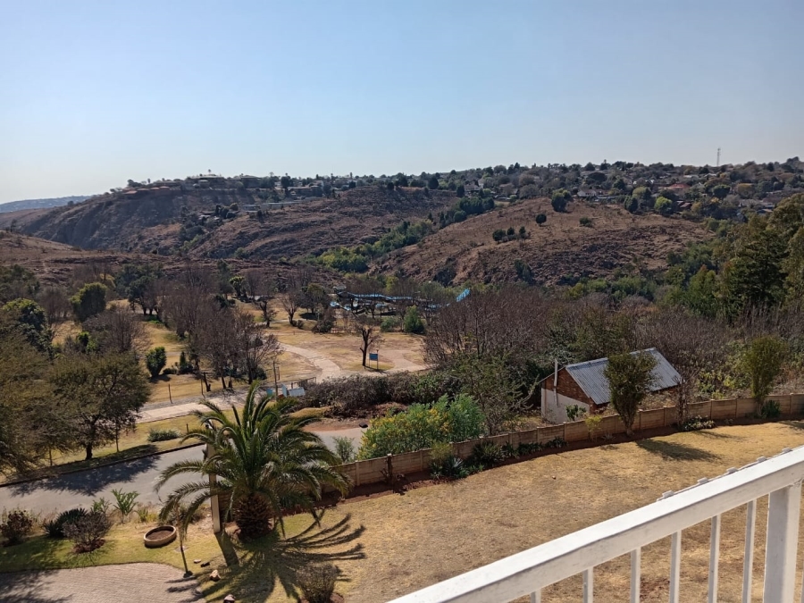 3 Bedroom Property for Sale in Silverfields Gauteng