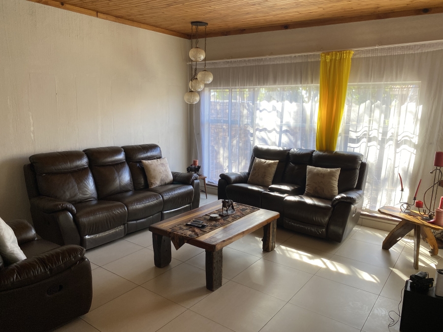 4 Bedroom Property for Sale in Montana Gauteng