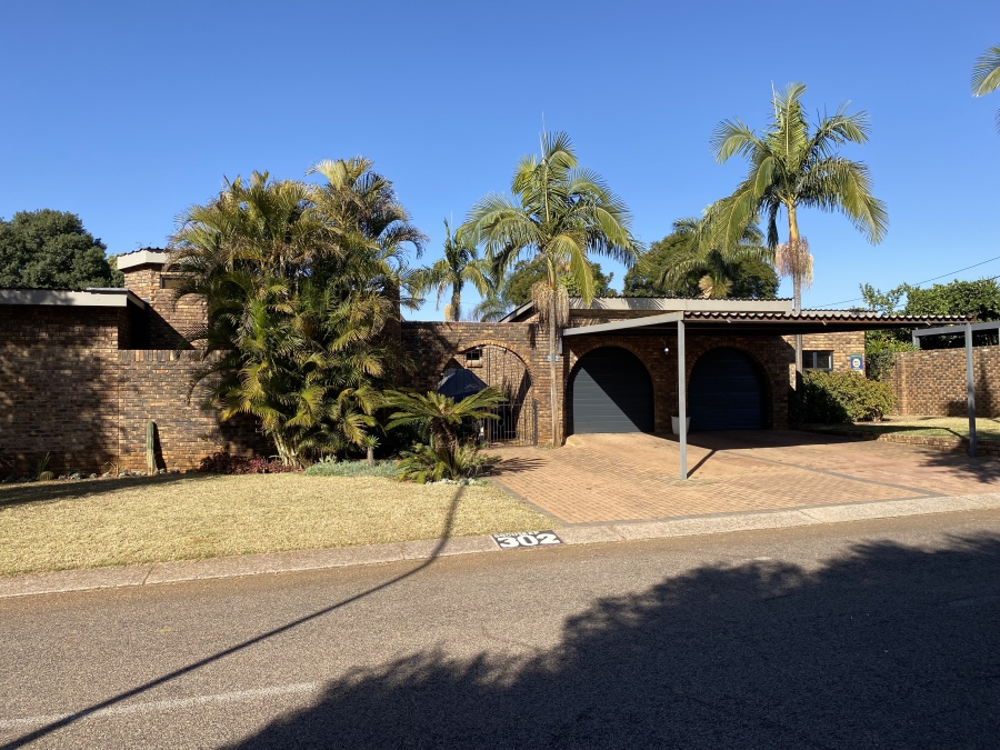 4 Bedroom Property for Sale in Montana Gauteng