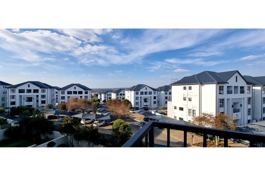 2 Bedroom Property for Sale in Greenstone Hill Gauteng