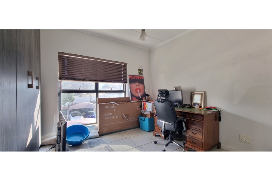 2 Bedroom Property for Sale in Greenstone Hill Gauteng