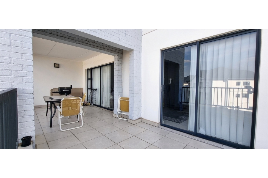 2 Bedroom Property for Sale in Greenstone Hill Gauteng