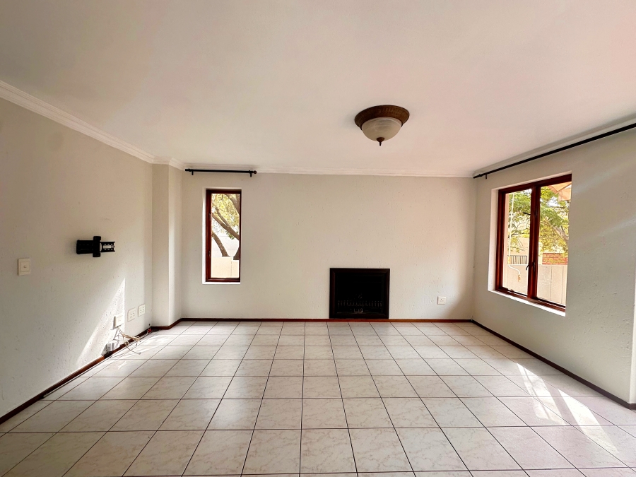 To Let 3 Bedroom Property for Rent in Barbeque Downs Gauteng