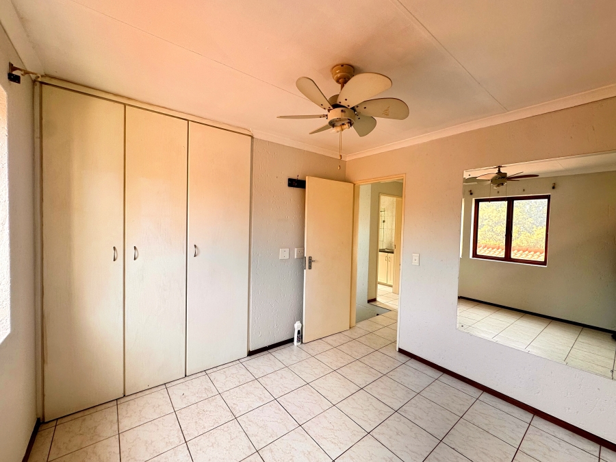 To Let 3 Bedroom Property for Rent in Barbeque Downs Gauteng
