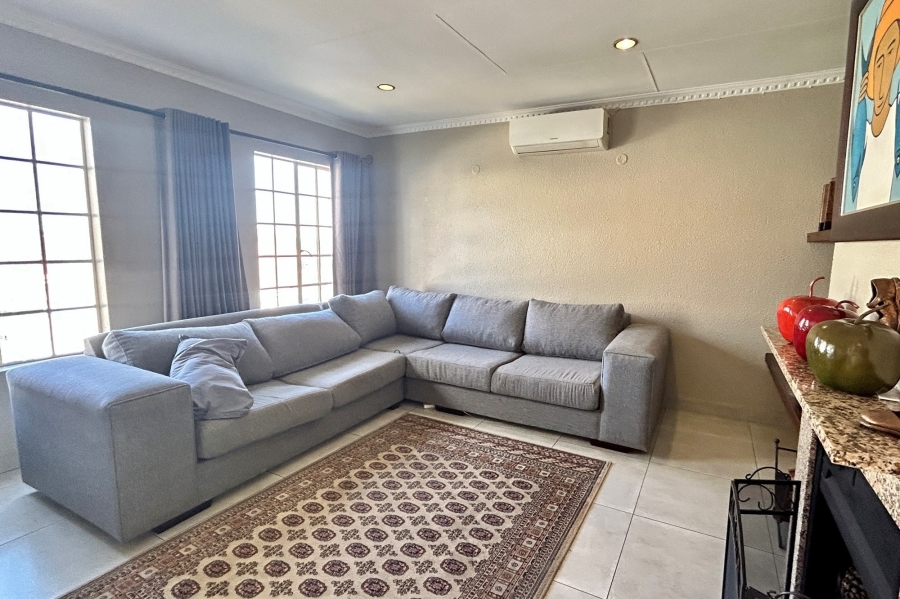 2 Bedroom Property for Sale in Sterrewag Gauteng