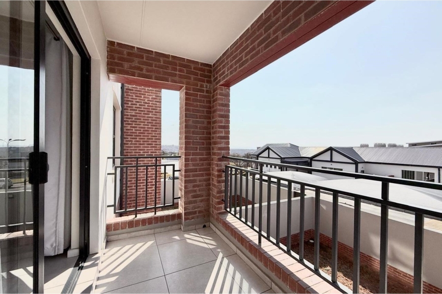 1 Bedroom Property for Sale in North Riding Gauteng