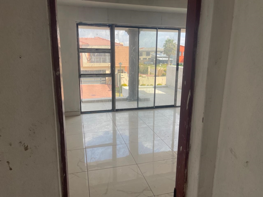9 Bedroom Property for Sale in Theresa Park Gauteng