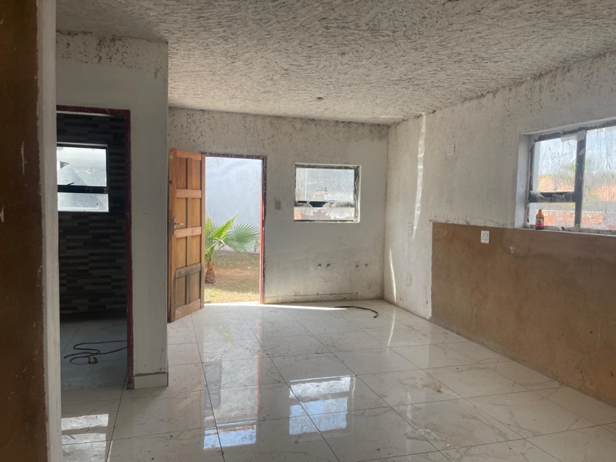 9 Bedroom Property for Sale in Theresa Park Gauteng