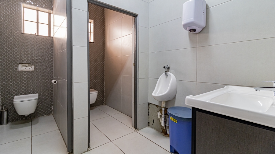 Commercial Property for Sale in Robertsham Gauteng