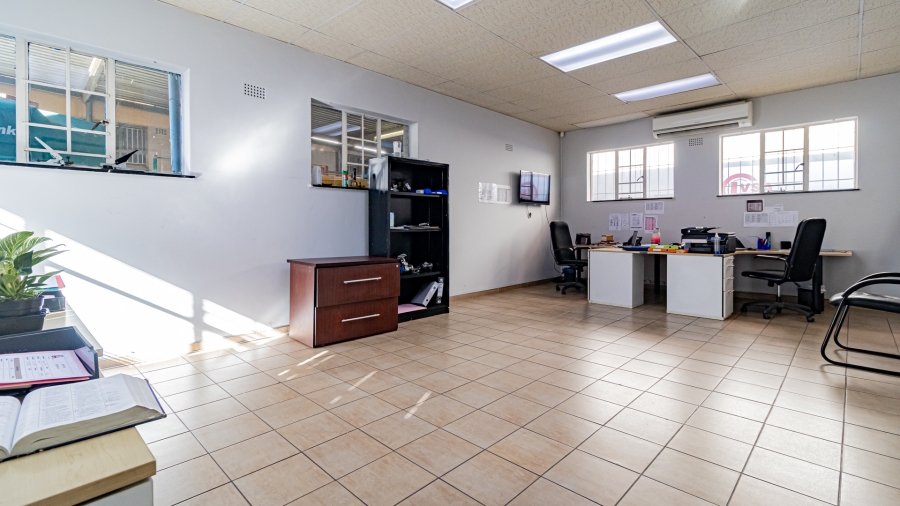 Commercial Property for Sale in Robertsham Gauteng