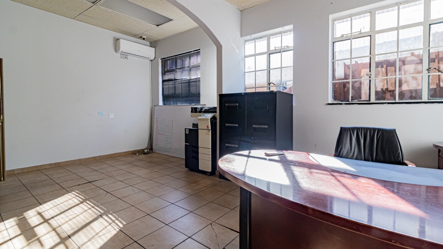 Commercial Property for Sale in Robertsham Gauteng
