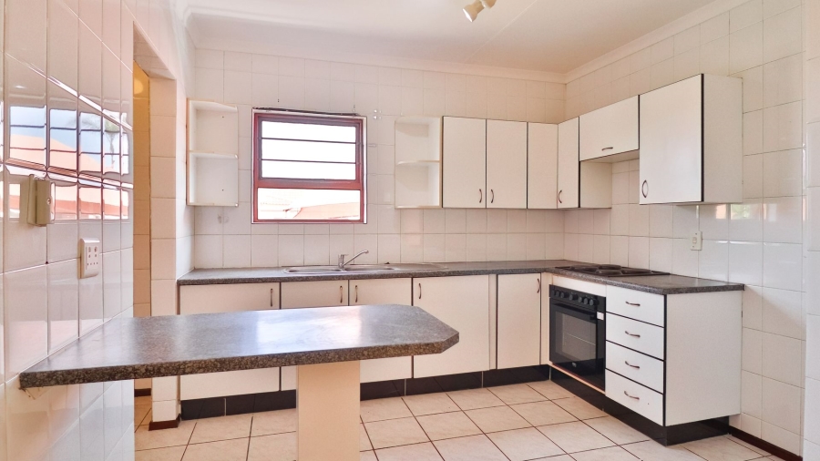 To Let 3 Bedroom Property for Rent in Meyersdal Gauteng