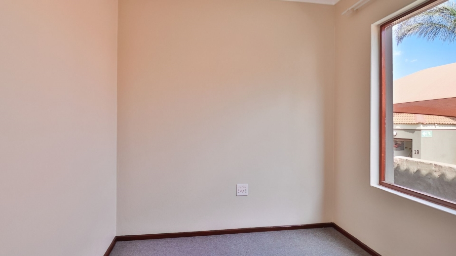 To Let 3 Bedroom Property for Rent in Meyersdal Gauteng