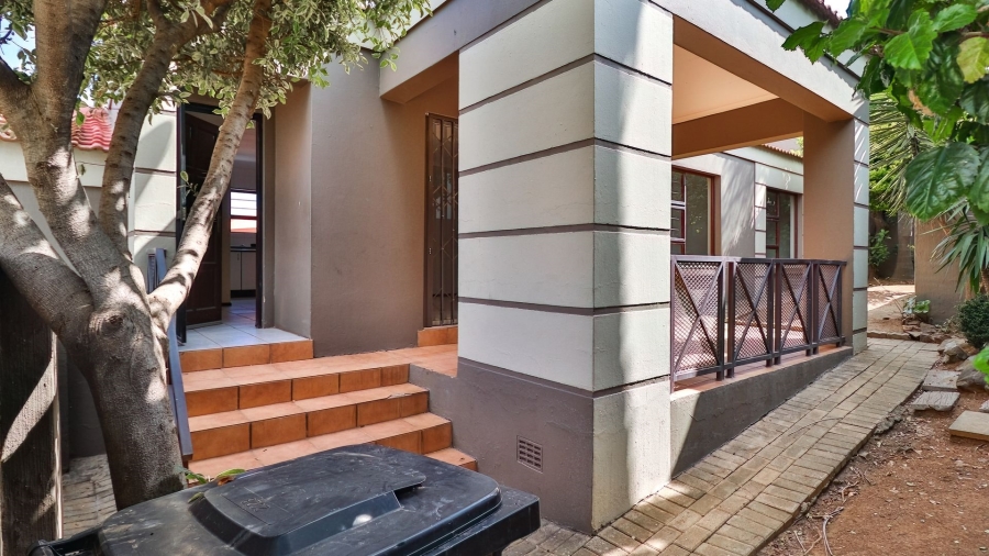 To Let 3 Bedroom Property for Rent in Meyersdal Gauteng