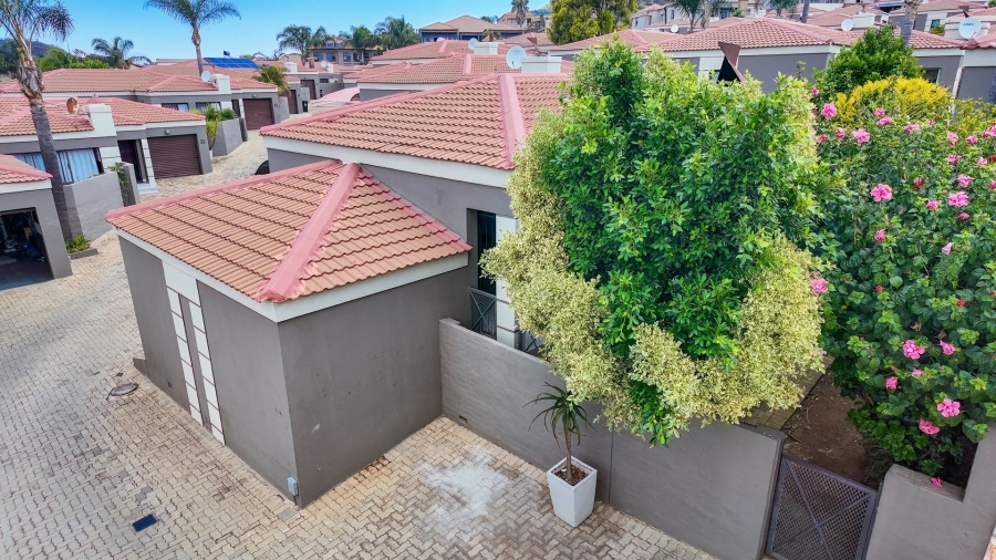 To Let 3 Bedroom Property for Rent in Meyersdal Gauteng