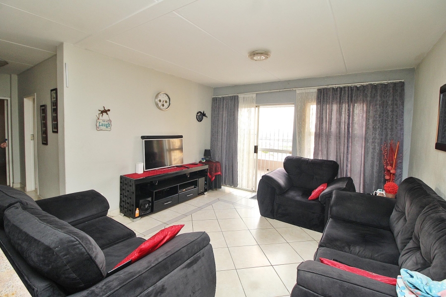 3 Bedroom Property for Sale in Sunnyrock Gauteng
