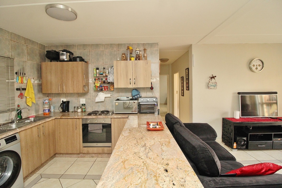 3 Bedroom Property for Sale in Sunnyrock Gauteng
