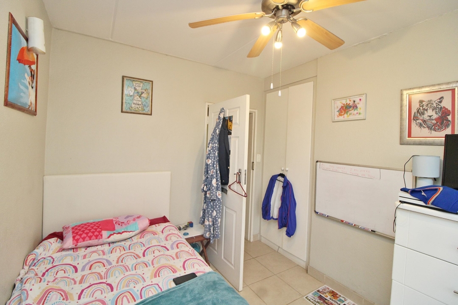 3 Bedroom Property for Sale in Sunnyrock Gauteng