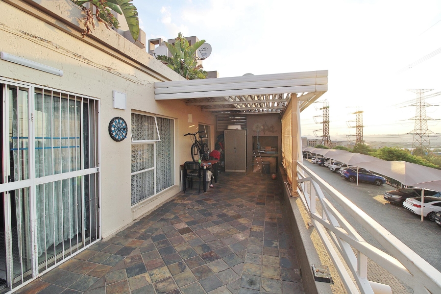 3 Bedroom Property for Sale in Sunnyrock Gauteng