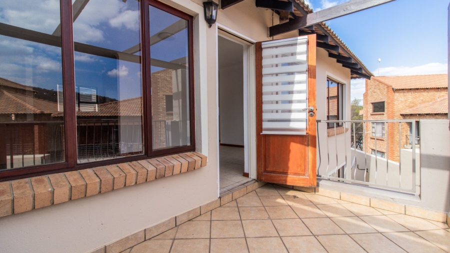 2 Bedroom Property for Sale in Bassonia Gauteng