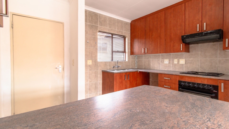 2 Bedroom Property for Sale in Bassonia Gauteng