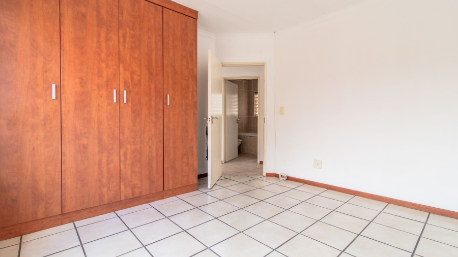 2 Bedroom Property for Sale in Bassonia Gauteng