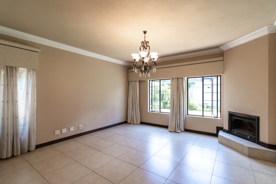 5 Bedroom Property for Sale in Midlands Estate Gauteng