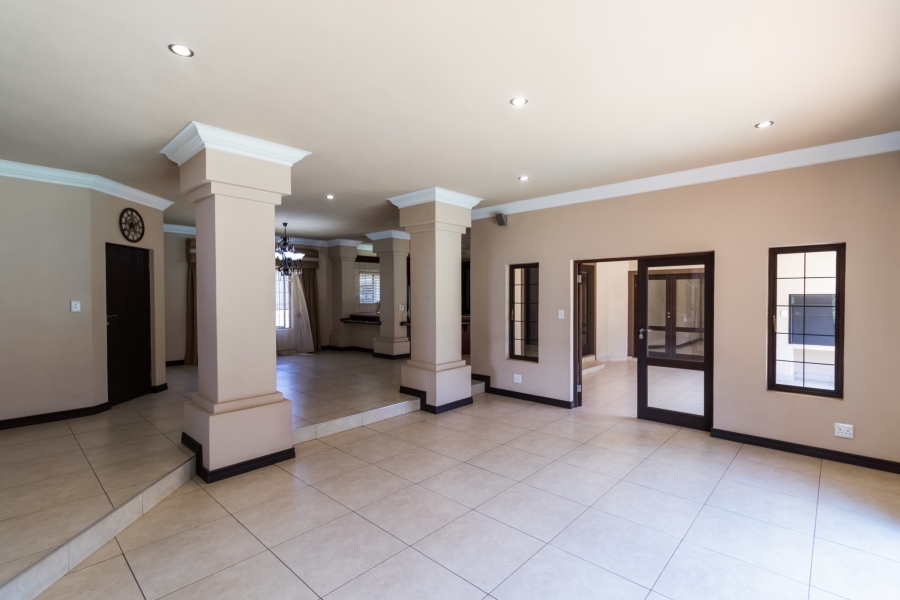 5 Bedroom Property for Sale in Midlands Estate Gauteng