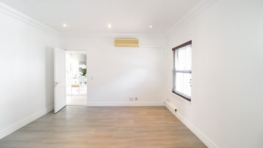 5 Bedroom Property for Sale in Bryanston Gauteng