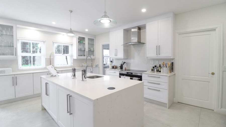 5 Bedroom Property for Sale in Bryanston Gauteng