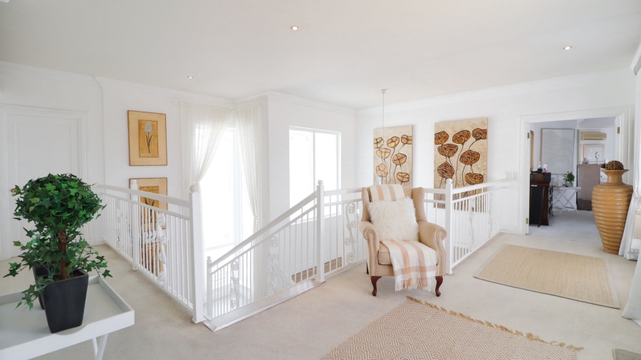 5 Bedroom Property for Sale in Bryanston Gauteng