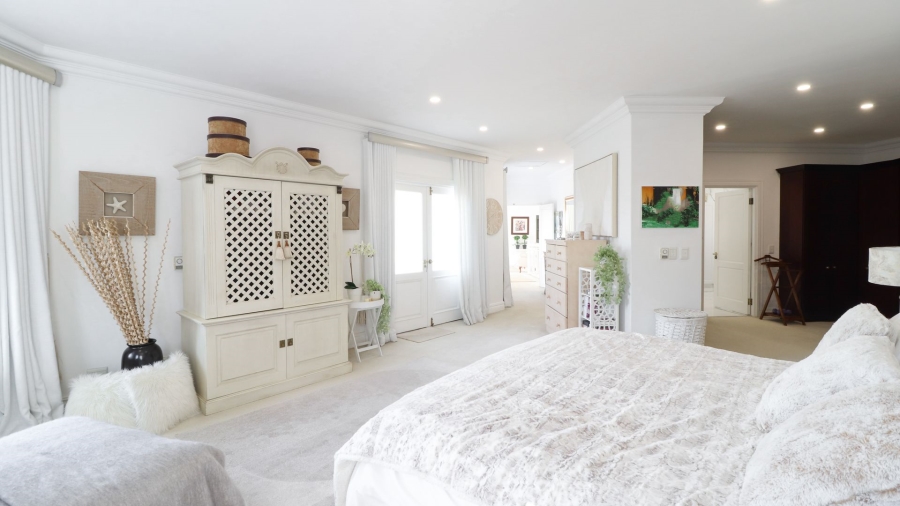 5 Bedroom Property for Sale in Bryanston Gauteng