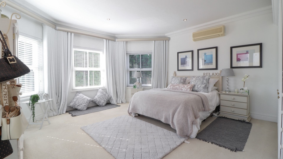 5 Bedroom Property for Sale in Bryanston Gauteng
