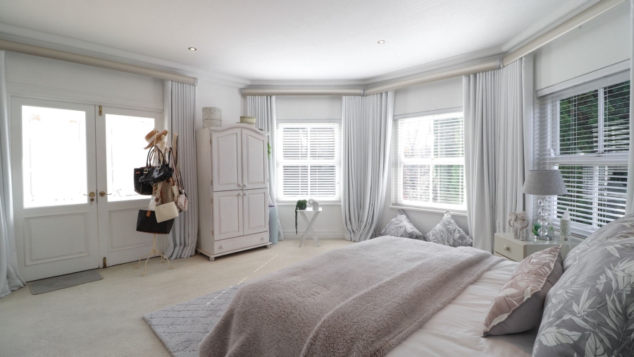 5 Bedroom Property for Sale in Bryanston Gauteng