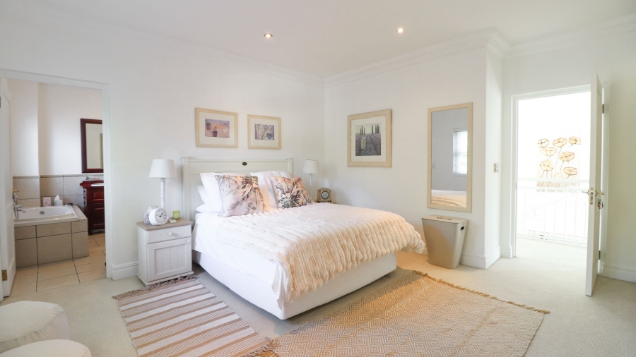 5 Bedroom Property for Sale in Bryanston Gauteng