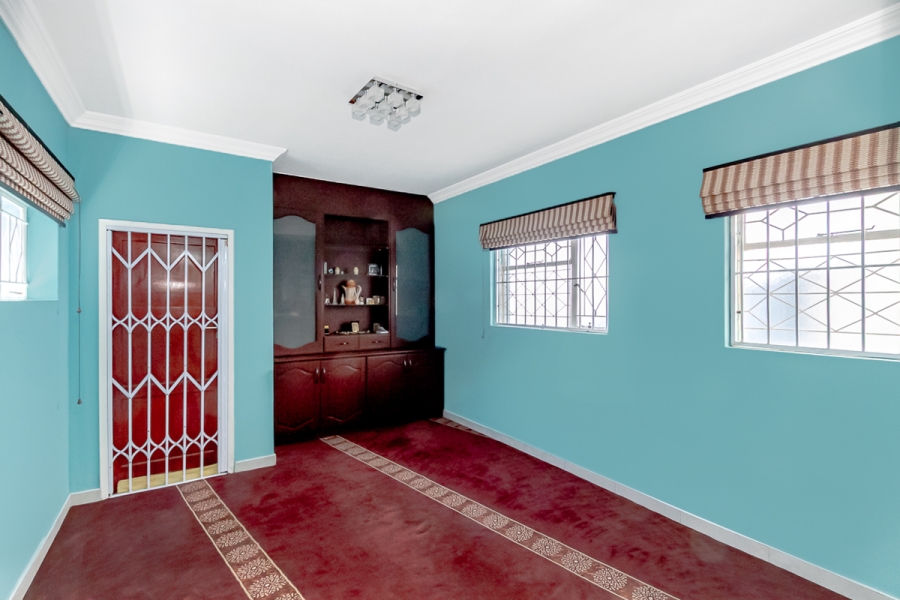 4 Bedroom Property for Sale in Risidale Gauteng
