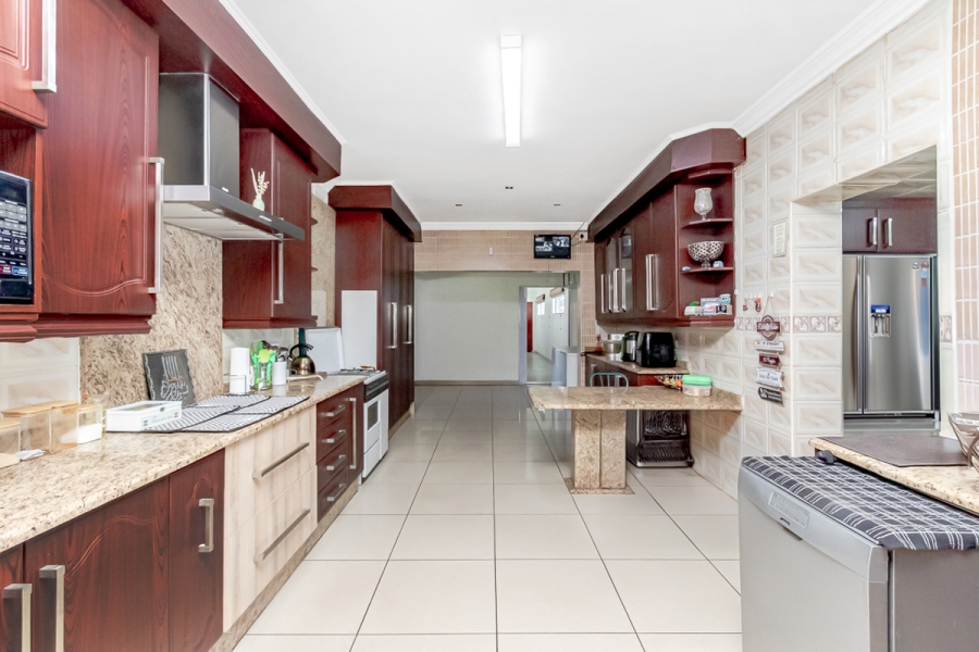 4 Bedroom Property for Sale in Risidale Gauteng