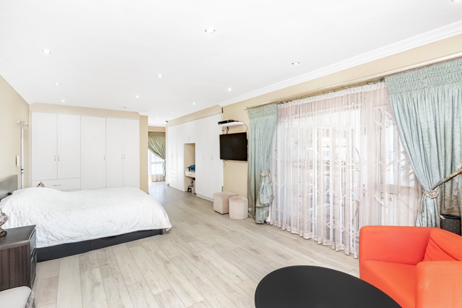4 Bedroom Property for Sale in Risidale Gauteng