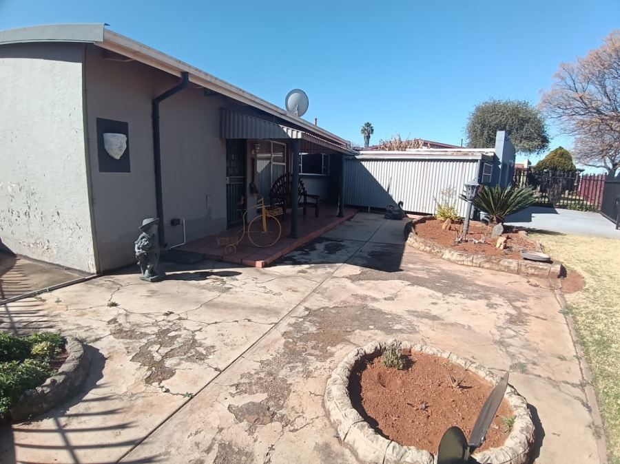 3 Bedroom Property for Sale in Minnebron Gauteng
