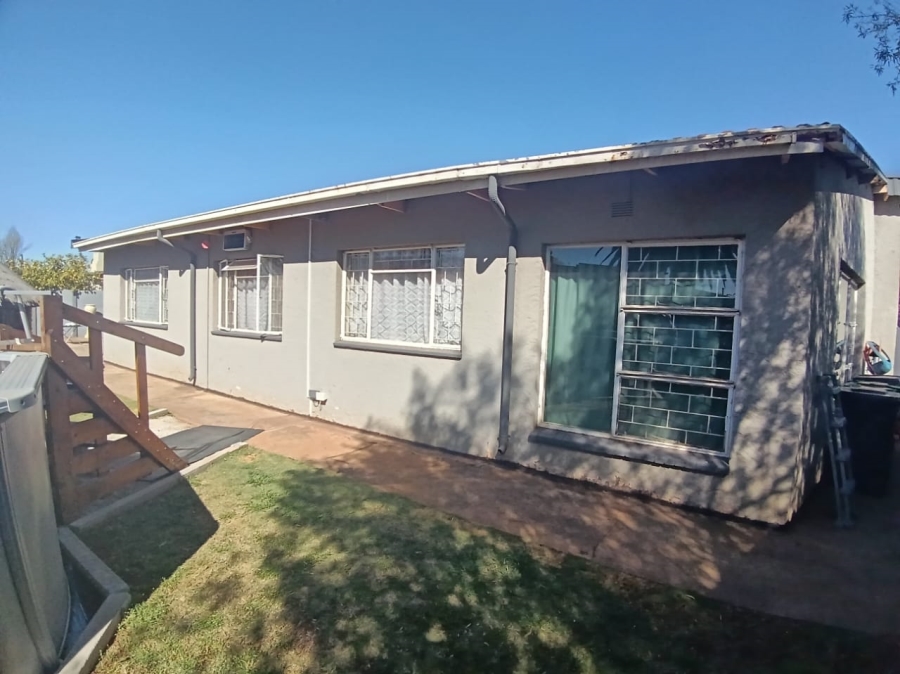 3 Bedroom Property for Sale in Minnebron Gauteng