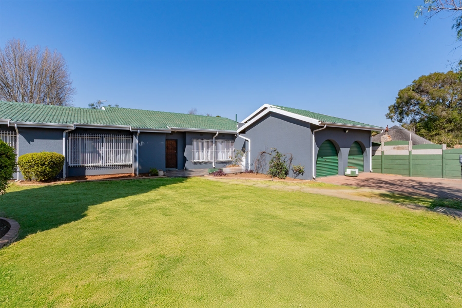 3 Bedroom Property for Sale in Sunward Park Gauteng