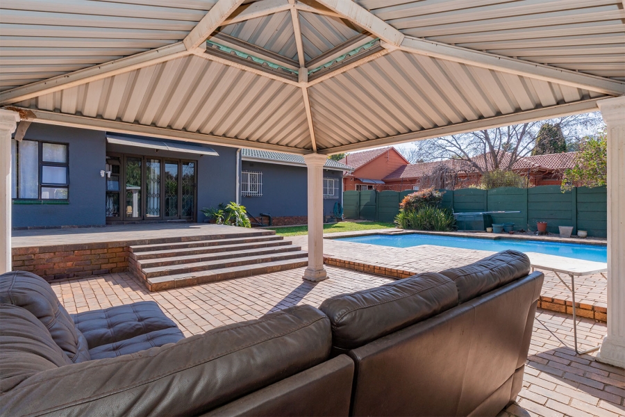 3 Bedroom Property for Sale in Sunward Park Gauteng