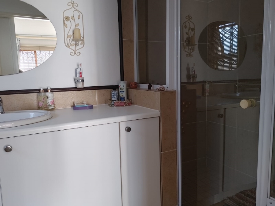 3 Bedroom Property for Sale in Greenstone Hill Gauteng