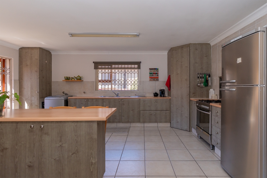 3 Bedroom Property for Sale in Greenstone Hill Gauteng